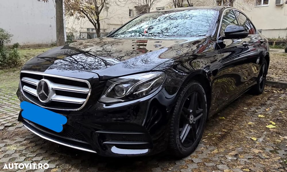 Mercedes-Benz E 220 d 4Matic T 9G-TRONIC Avantgarde - 4