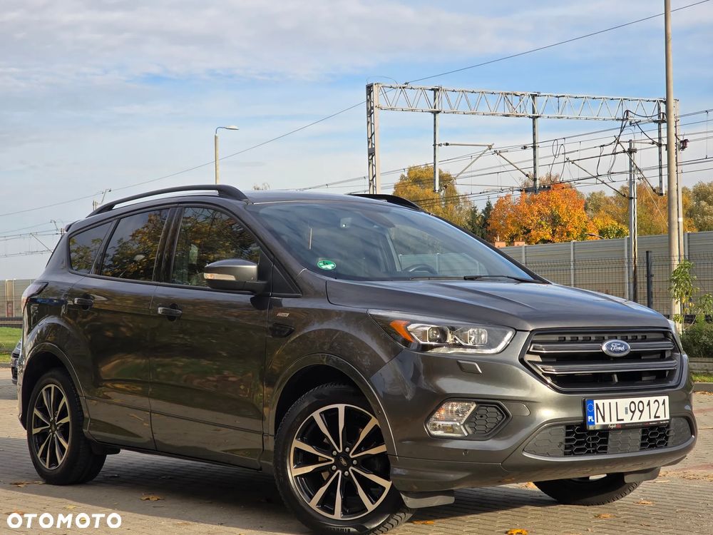 Ford Kuga 1.5 EcoBoost 2x4 ST-Line - 33