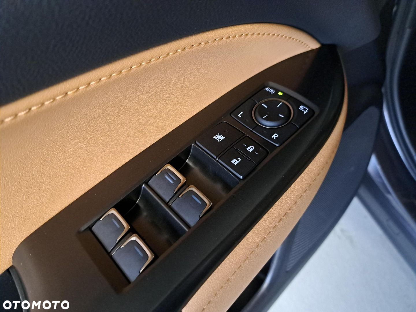 Lexus NX - 32