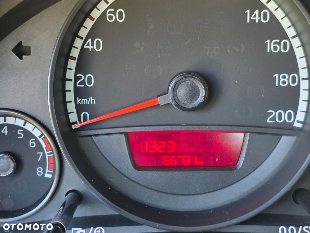 Volkswagen up! 1.0 move Perfectline - 10
