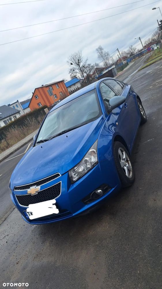 Chevrolet Cruze 1.6 Base - 1