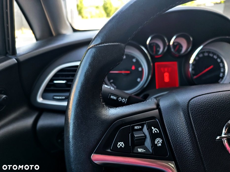 Opel Astra 2.0 CDTI Style - 28