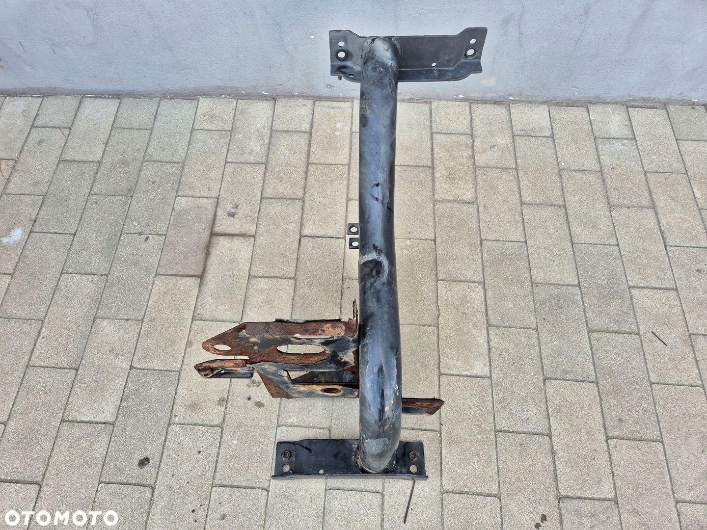 RURA MOCOWANIE WSPORNIK STOPNICY RH POMPY KLIMATYZACJI POSTOJOWEJ MAN TGX - 4