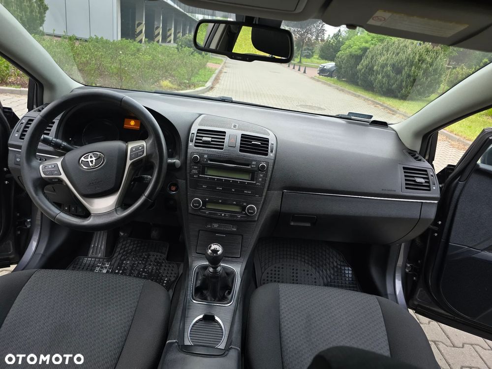 Toyota Avensis 2.0 D-4D Luna - 20