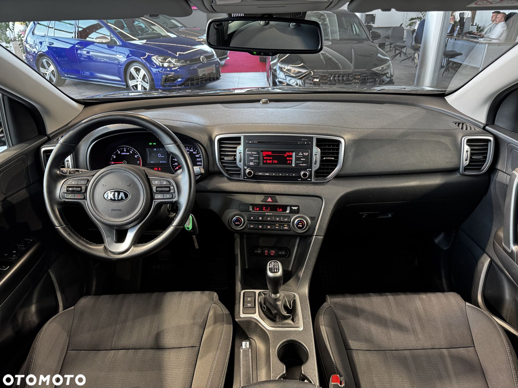Kia Sportage - 16