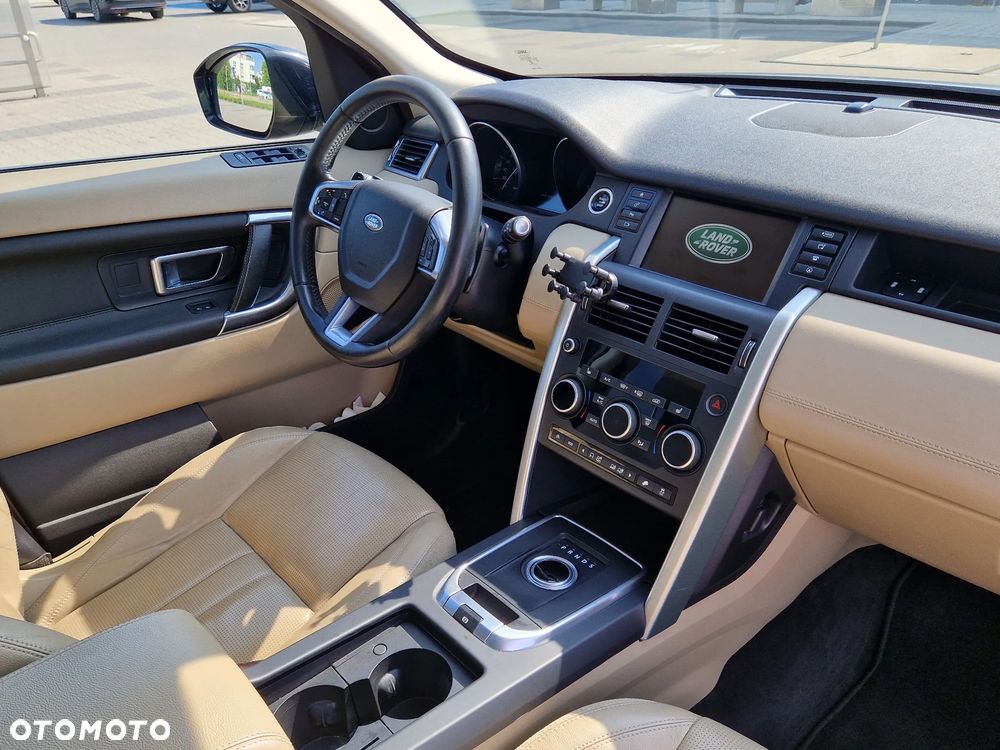 Land Rover Discovery Sport 2.0 TD4 HSE - 18