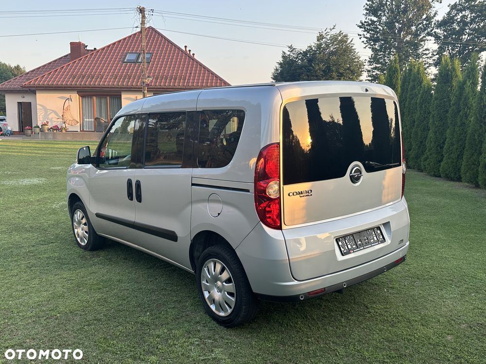 Opel Combo Tour L1H1 - 10