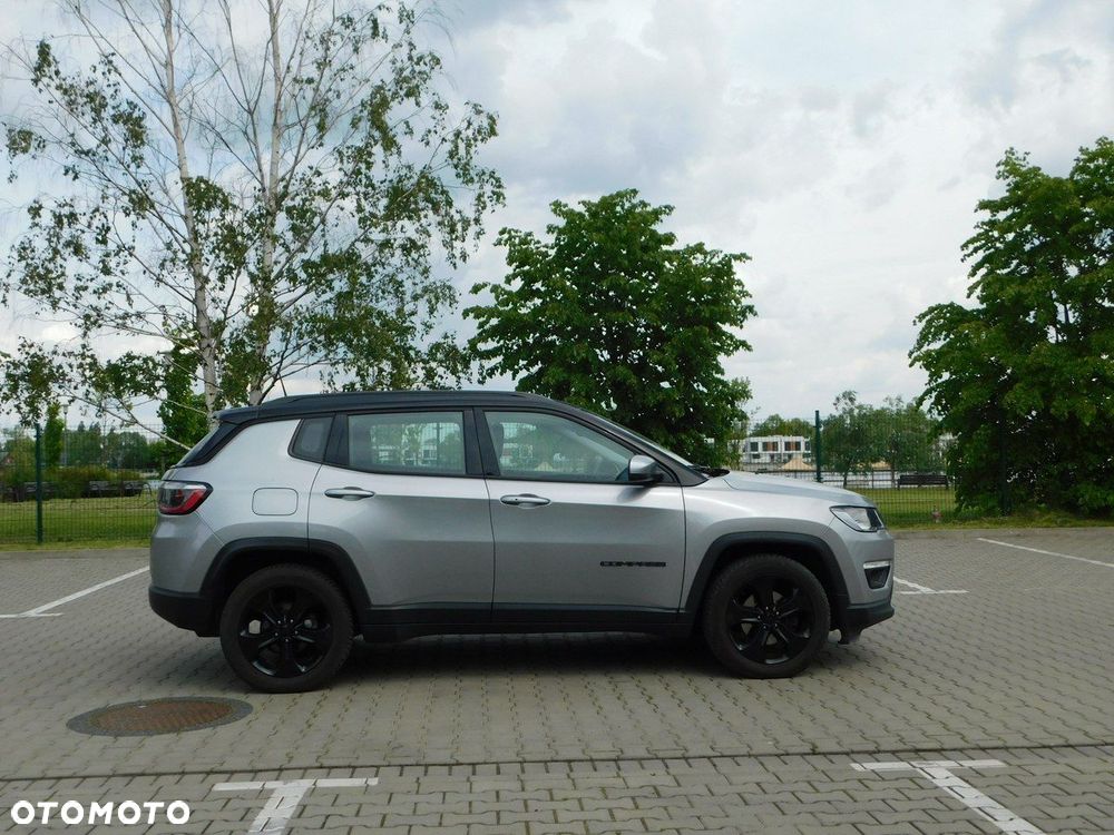Jeep Compass - 18