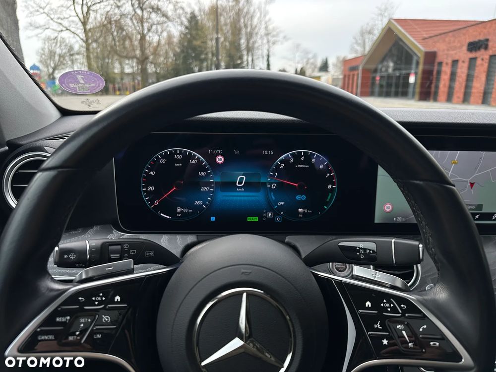 Mercedes-Benz Klasa E - 17