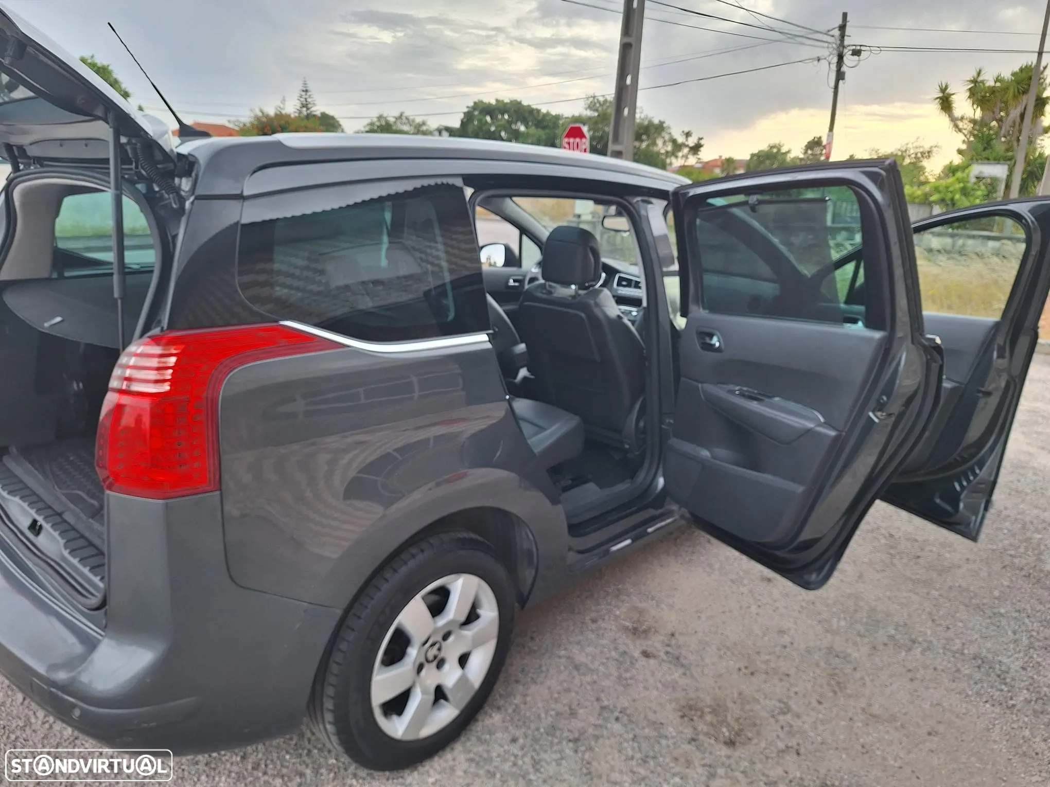 Peugeot 5008 1.6 BlueHDi Allure - 12