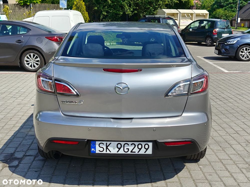 Mazda 3 1.6 CD Exclusive + - 11