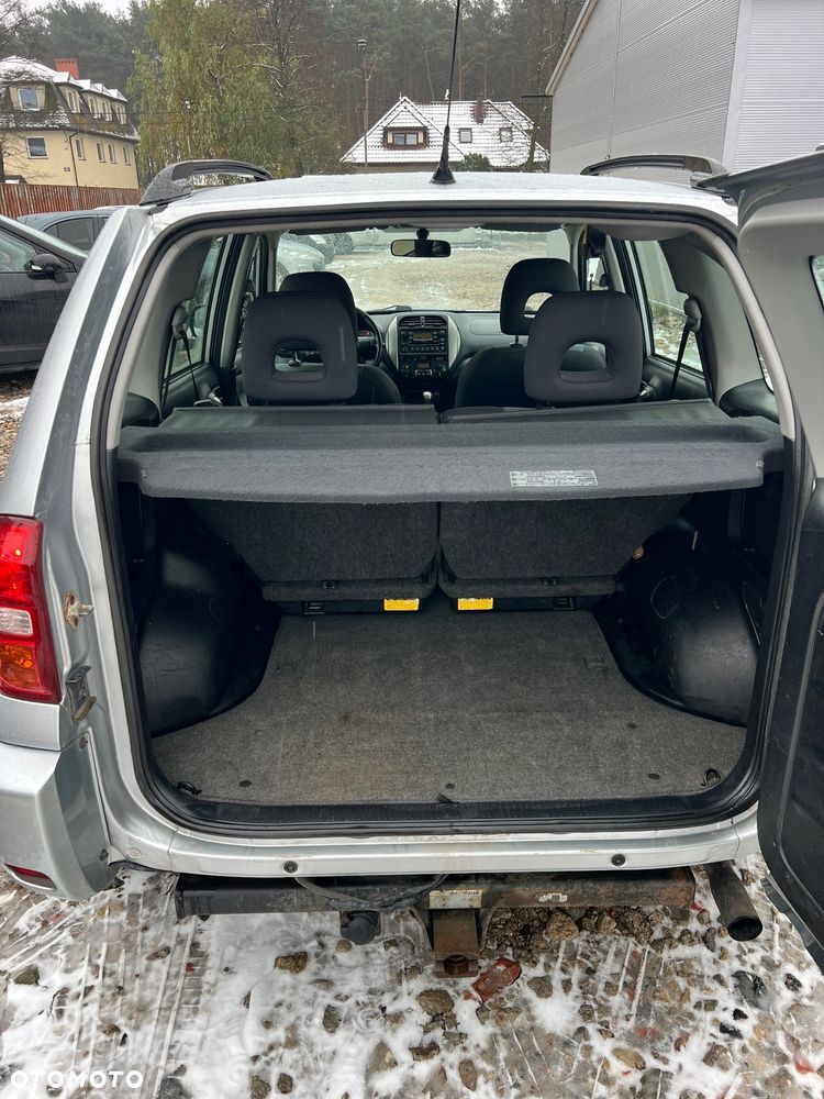 Toyota RAV4 D-4D 4x4 Sol - 15