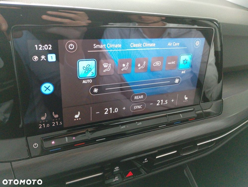 Volkswagen Golf Variant - 28