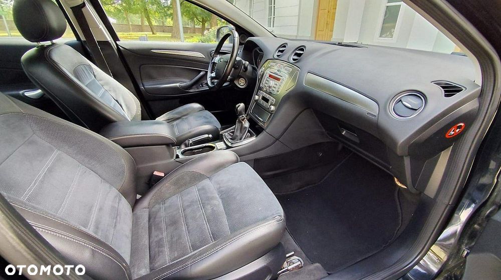 Ford Mondeo - 15