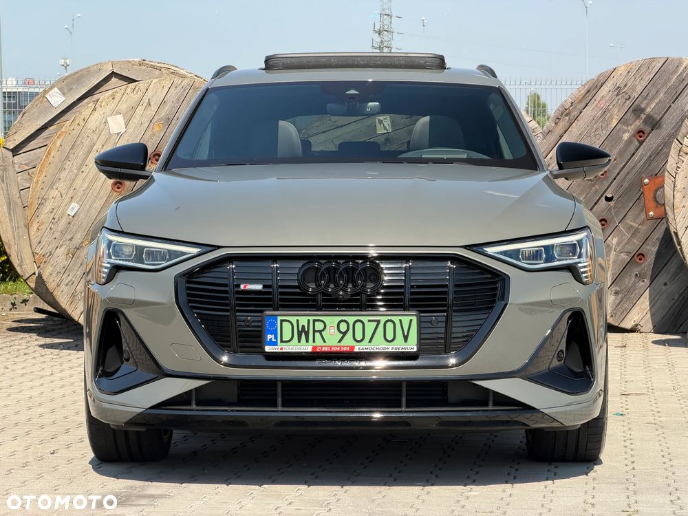 Audi e-tron 55 Quattro S Line - 13