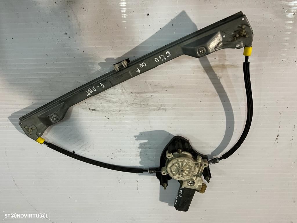 Elevador frente direito Renault Clio 2 ano 2000 - 1