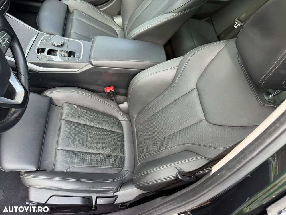 BMW Seria 3 320d xDrive AT MHEV - 19