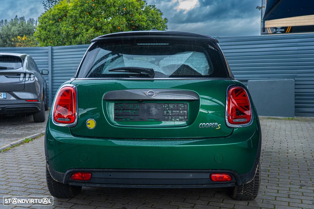 MINI 3 Portas Cooper SE - 4