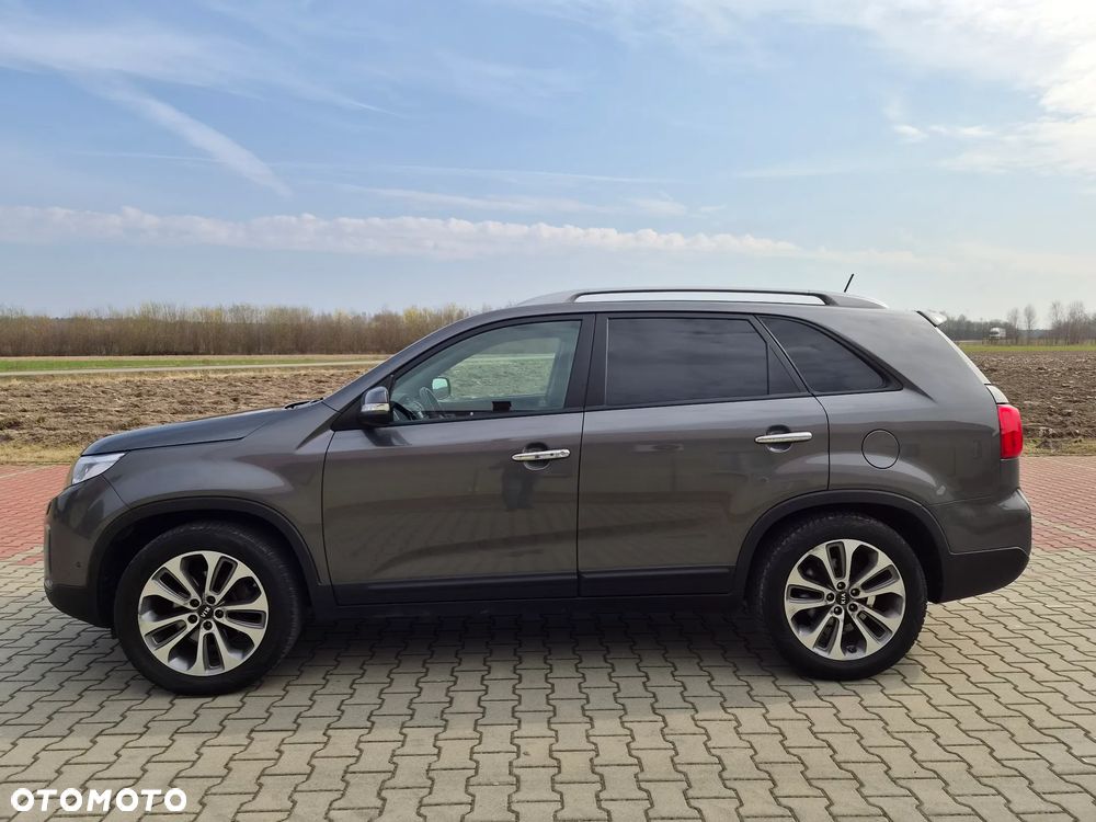 Kia Sorento - 4