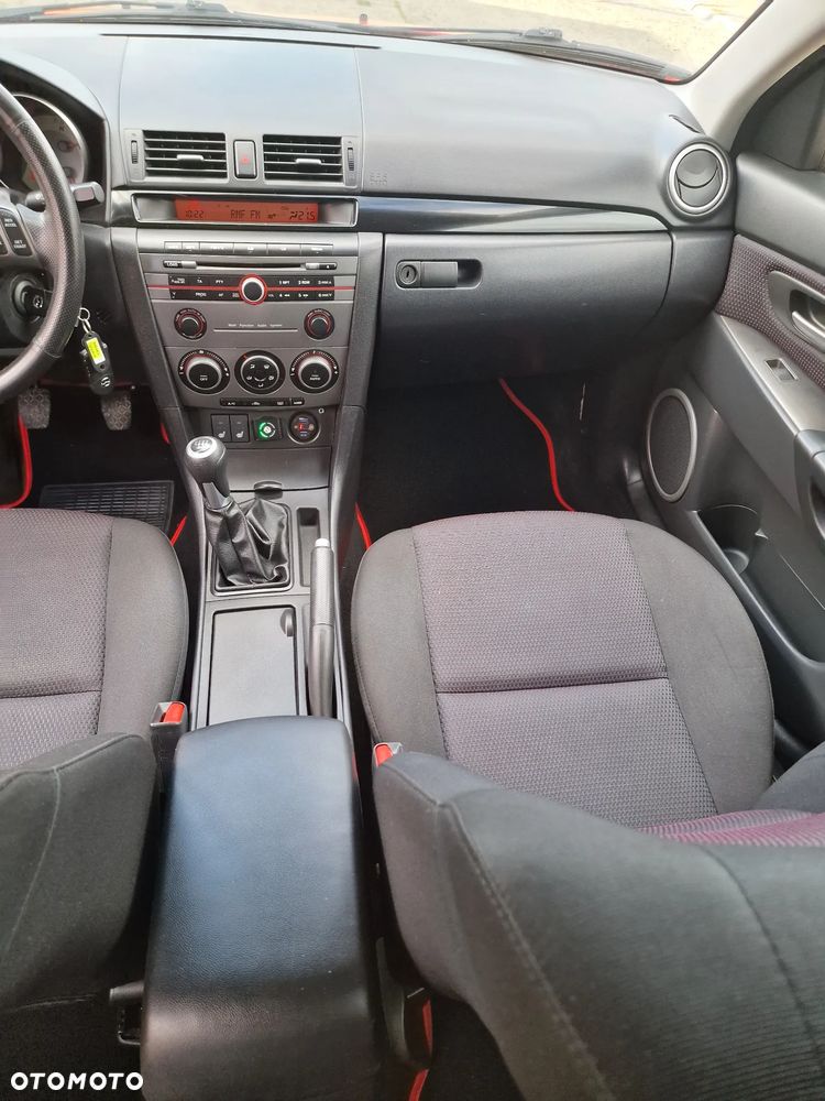 Mazda 3 2.0 Sport - 16