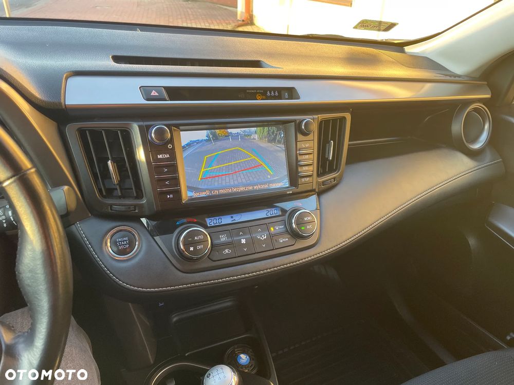 Toyota RAV4 2.0 D-4D Active 4x2 - 13