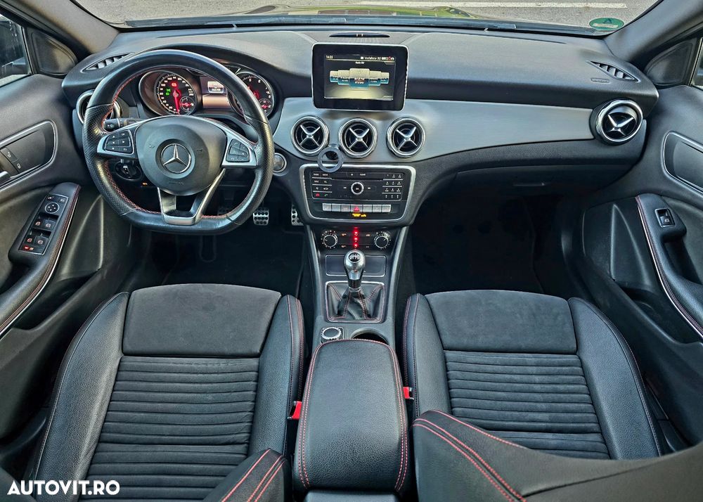 Mercedes-Benz GLA 180 AMG Line - 6