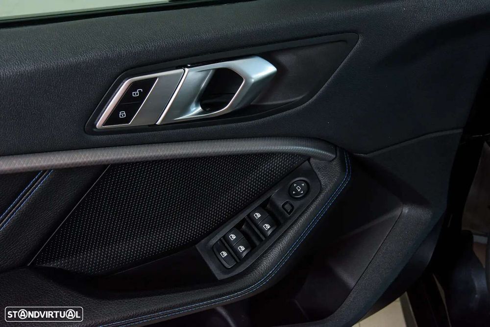 BMW 216 Gran Coupé - 13