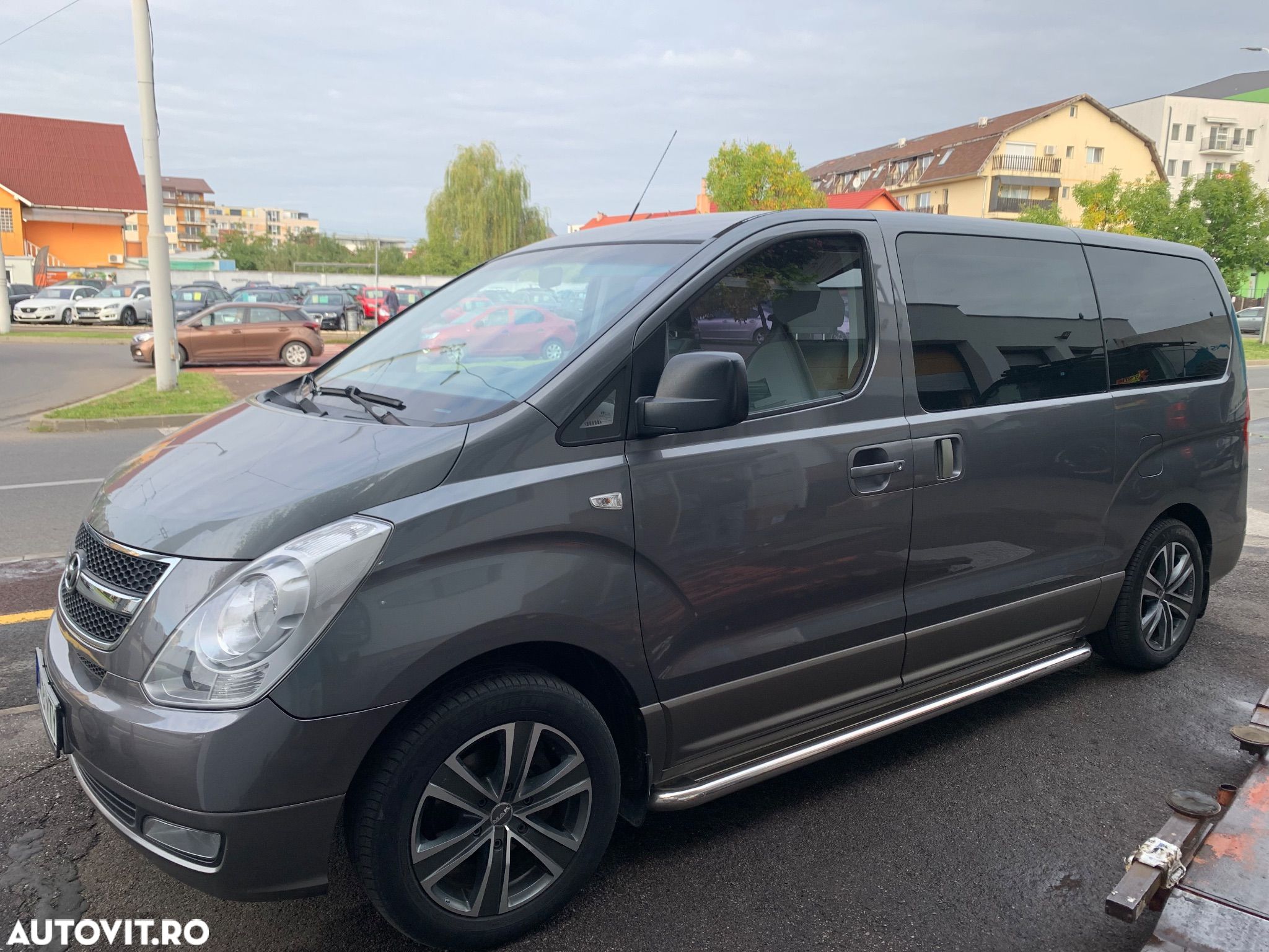 Hyundai H-1 2.5 CRDi Travel Comfort - 1