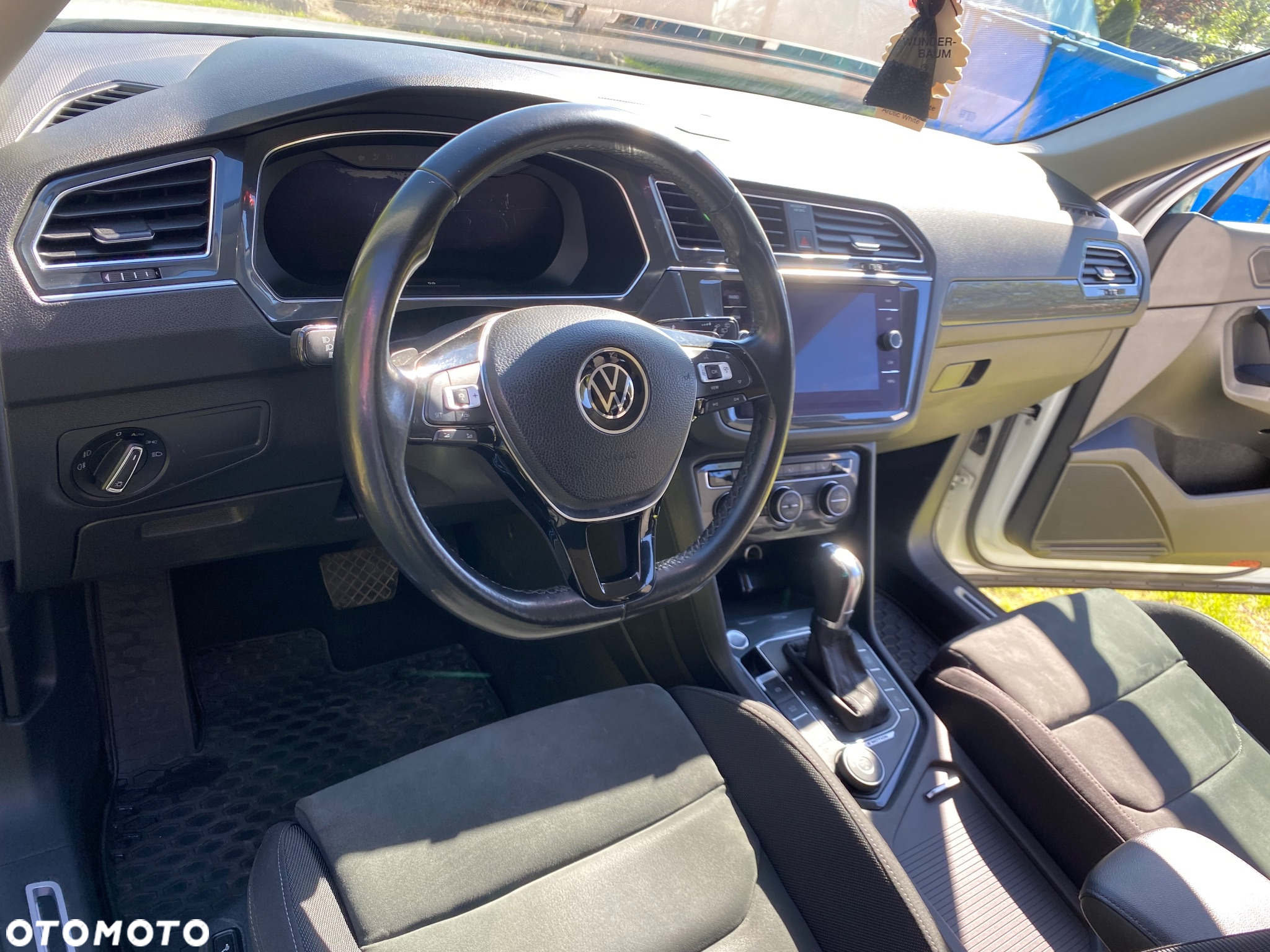 Volkswagen Tiguan Allspace - 17