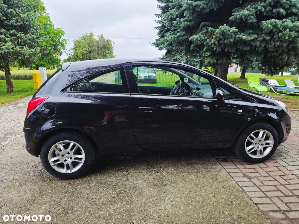 Opel Corsa - 11