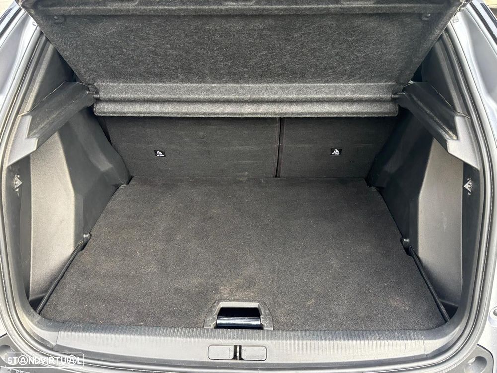 Peugeot 2008 1.5 BlueHDi Allure Pack - 10