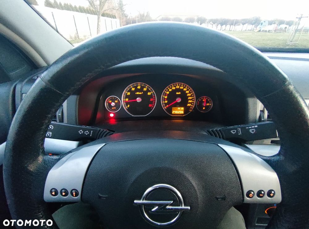 Opel Vectra - 12