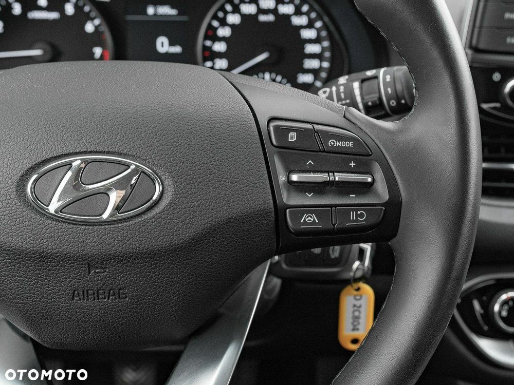 Hyundai i30 1.5 DPI Classic + - 18