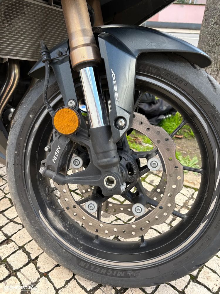 Honda CBR CBR500RA - 6