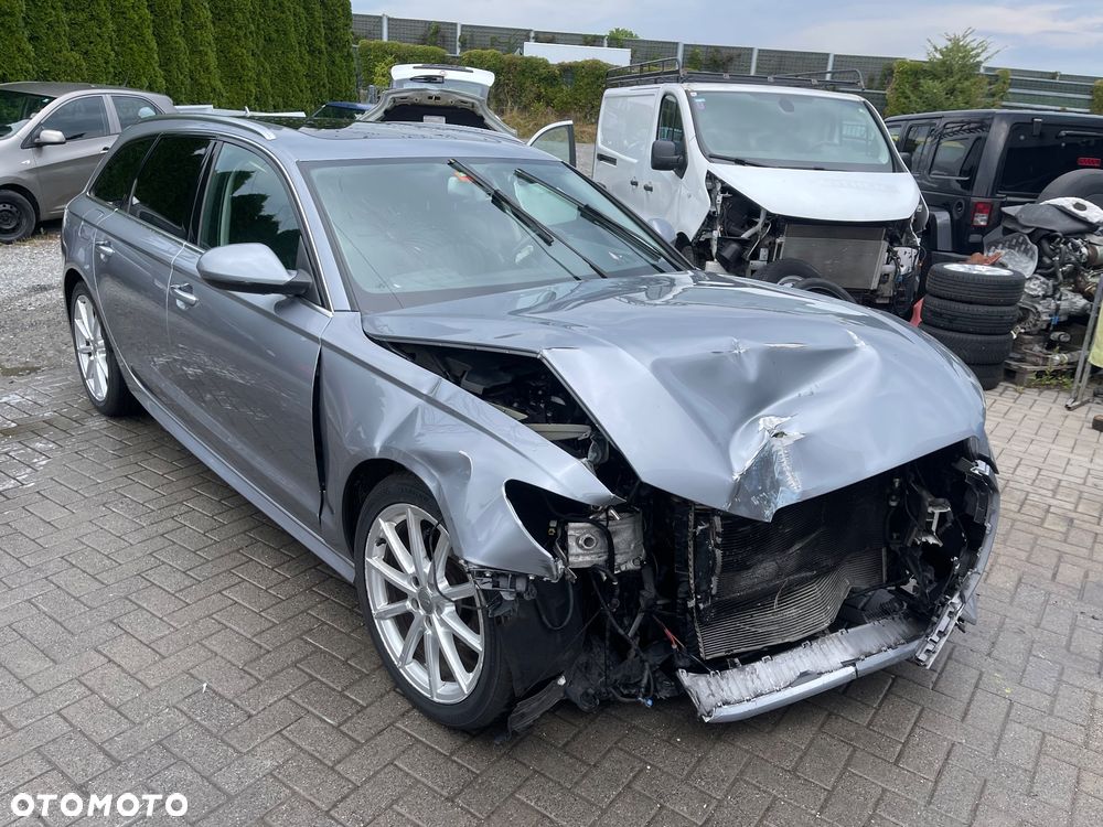Audi A6 Avant 2.0 TDI Ultra DPF S tronic - 4