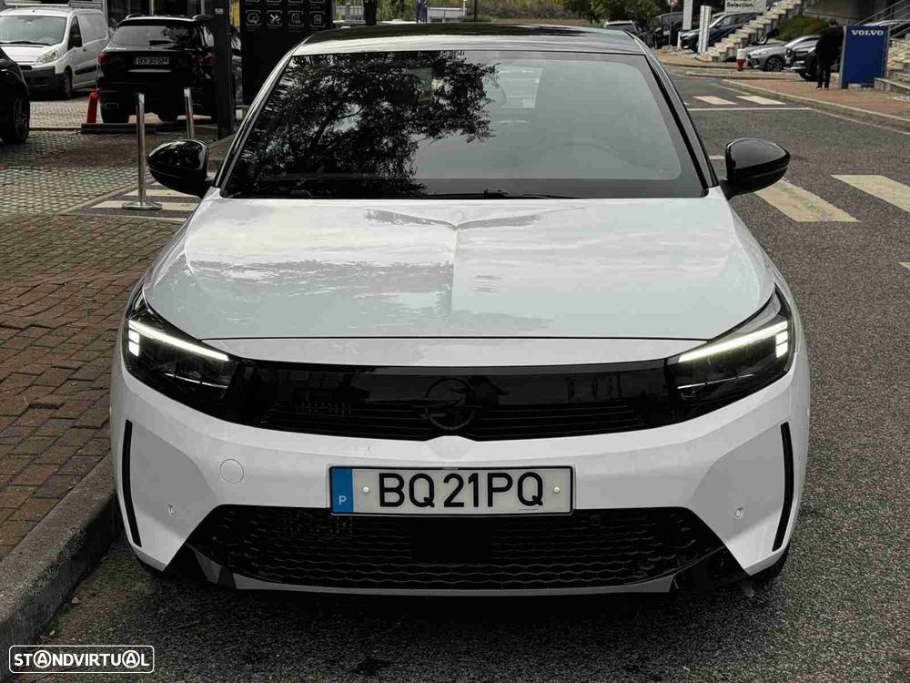 Opel Corsa 1.2 T GS - 2