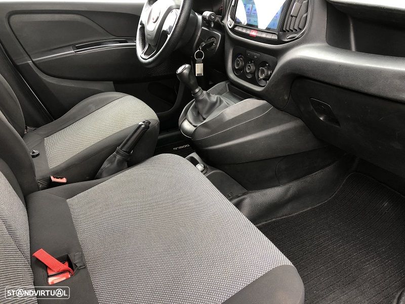 Fiat Doblo Maxi - 16