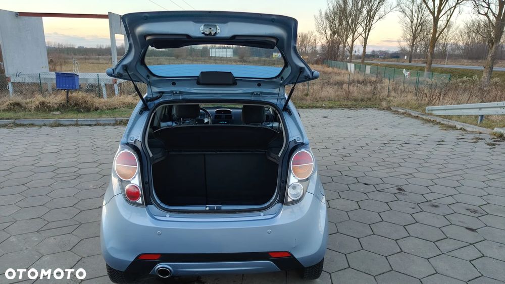 Chevrolet Spark - 20