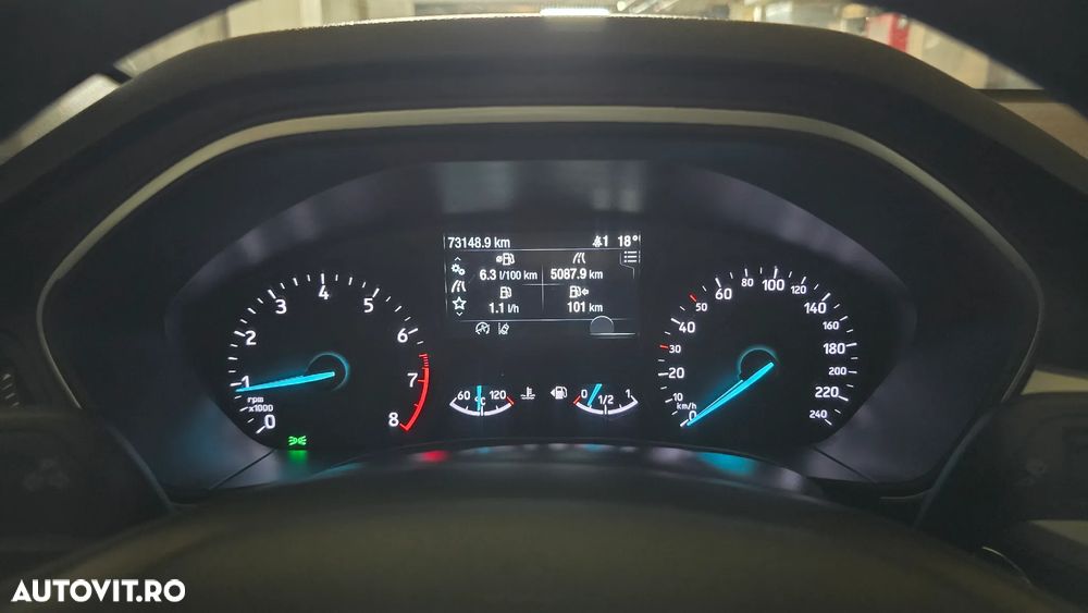 Ford Focus 1.0 EcoBoost Titanium - 6