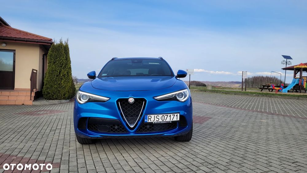 Alfa Romeo Stelvio V6 2.9 Bi-Turbo AT8-Q4 Quadrifoglio - 5
