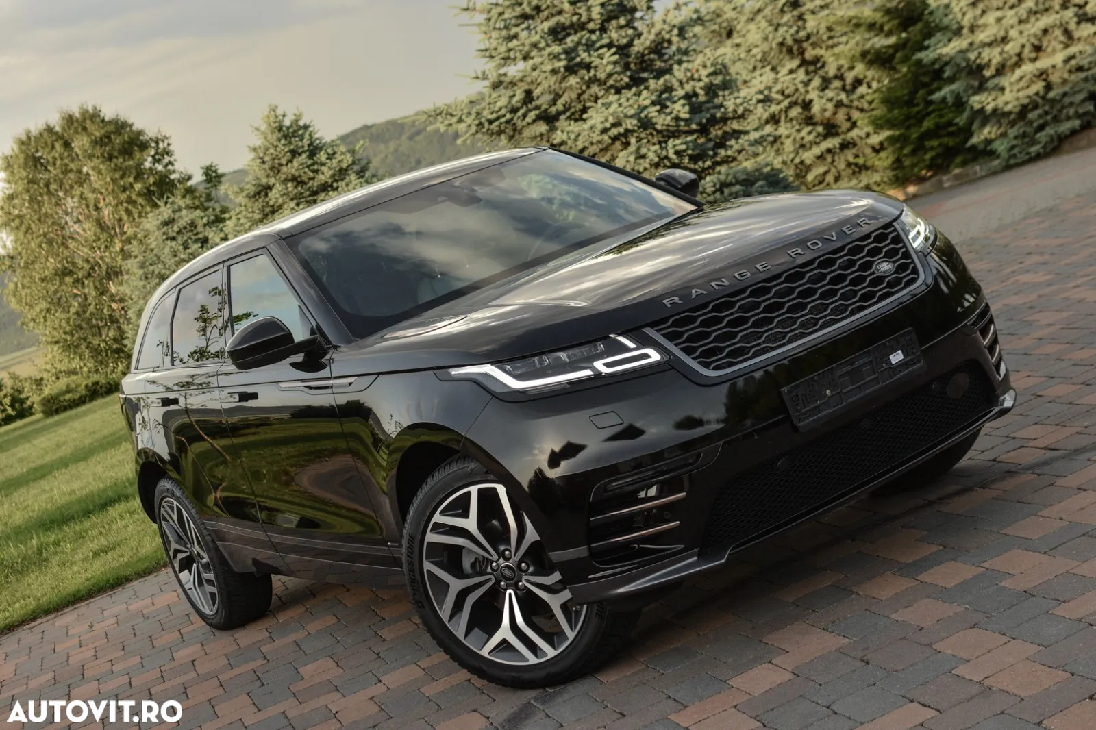 Land Rover Range Rover Velar 2.0 R-Dynamic HSE - 22