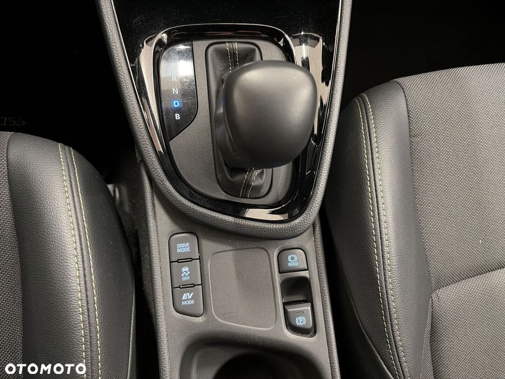 Toyota Yaris Cross Hybrid 1.5 Adventure - 22