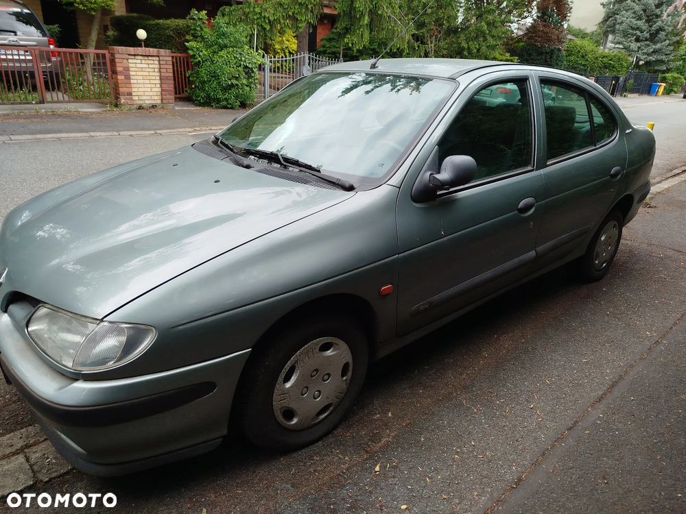 Renault Megane 1.4 RN - 18