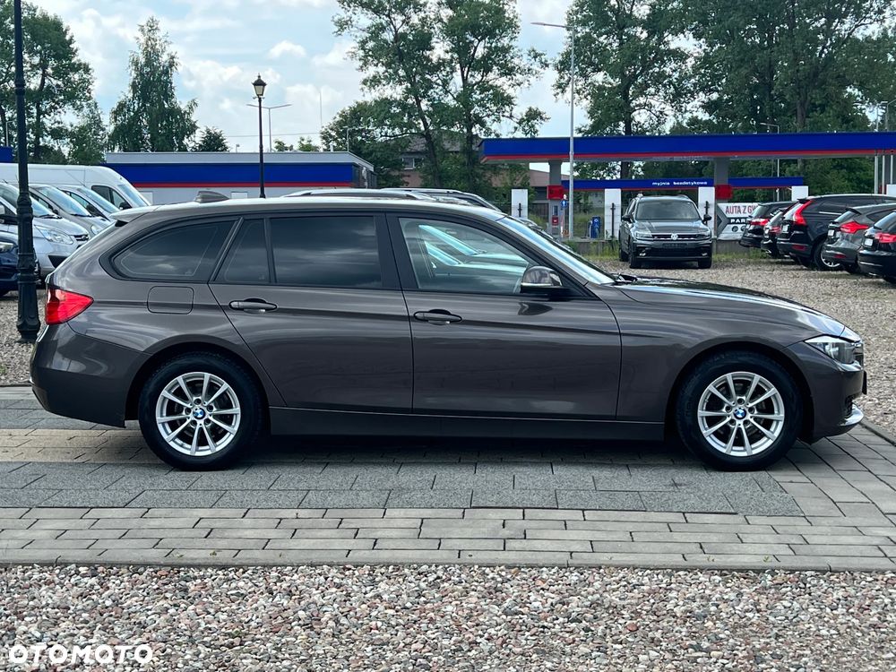 BMW Seria 3 318d Blue Performance Modern Line - 11
