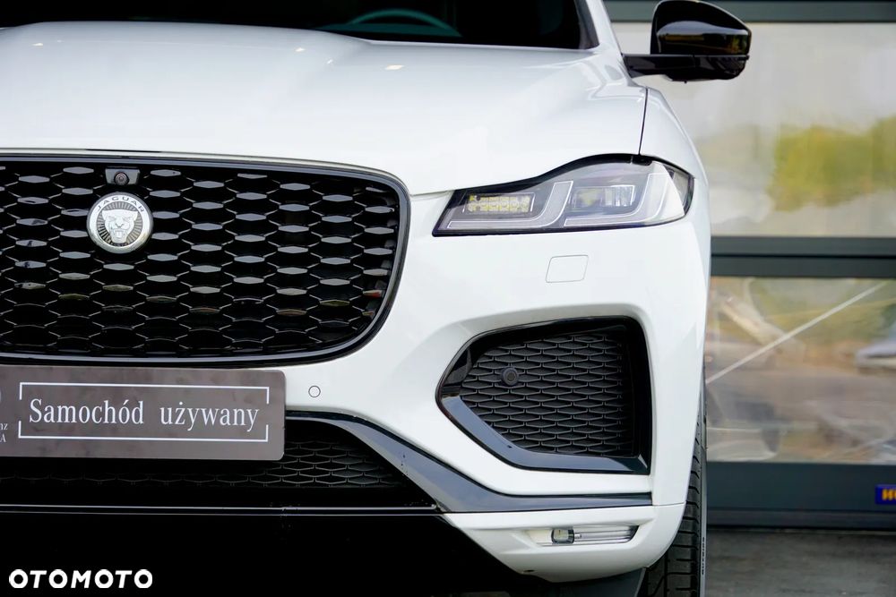 Jaguar F-Pace 2.0 D200 mHEV AWD R-Dynamic SE - 11