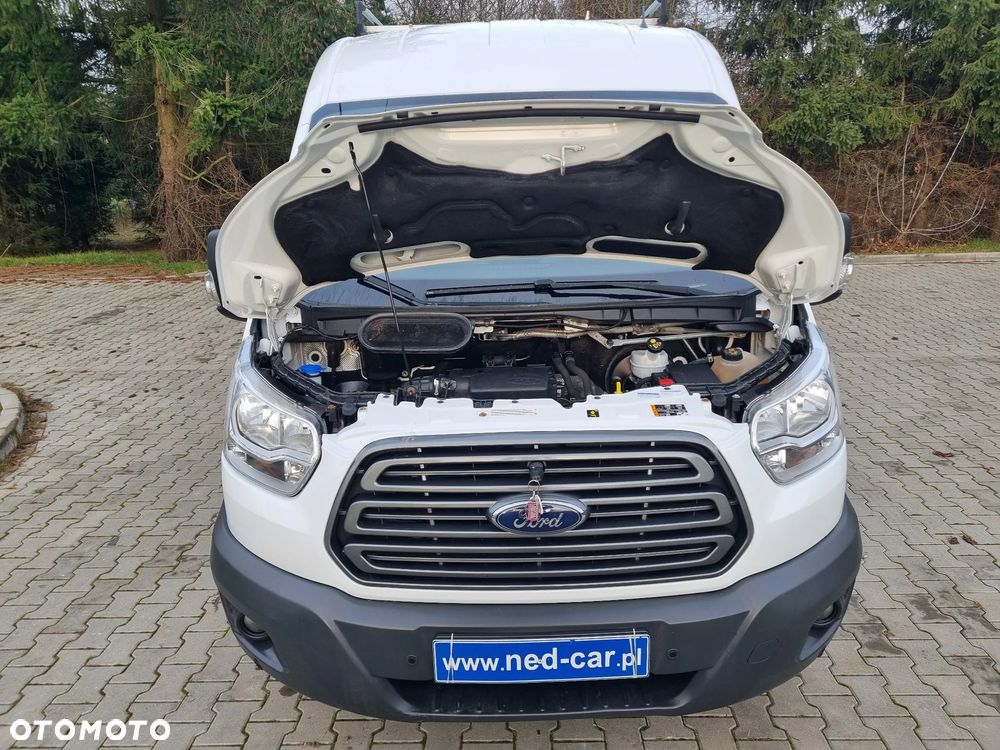 Ford Transit - 25