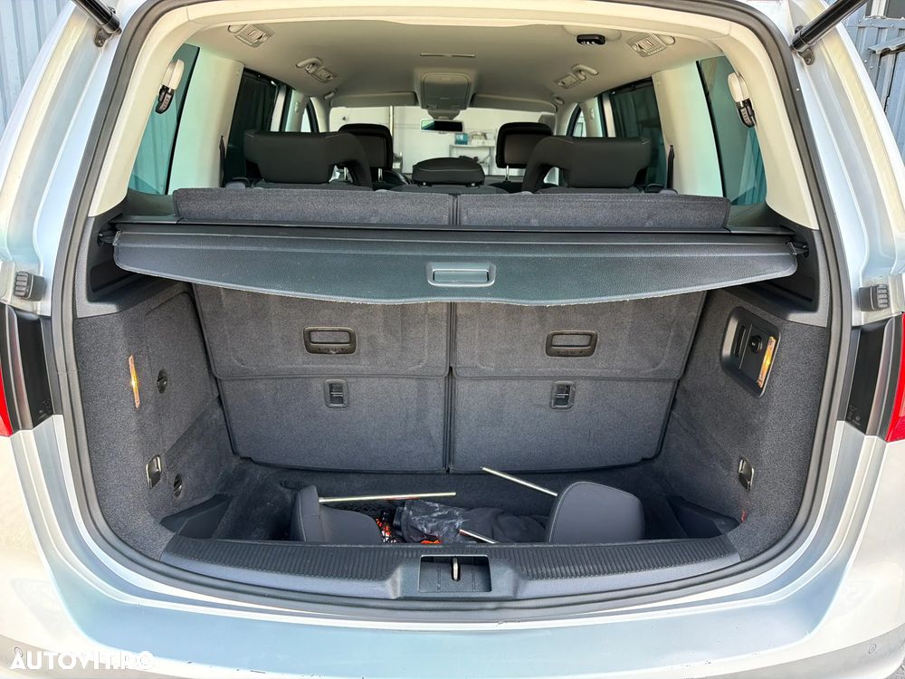 Volkswagen Sharan 2.0 TDI BlueMotion Technology Life - 17