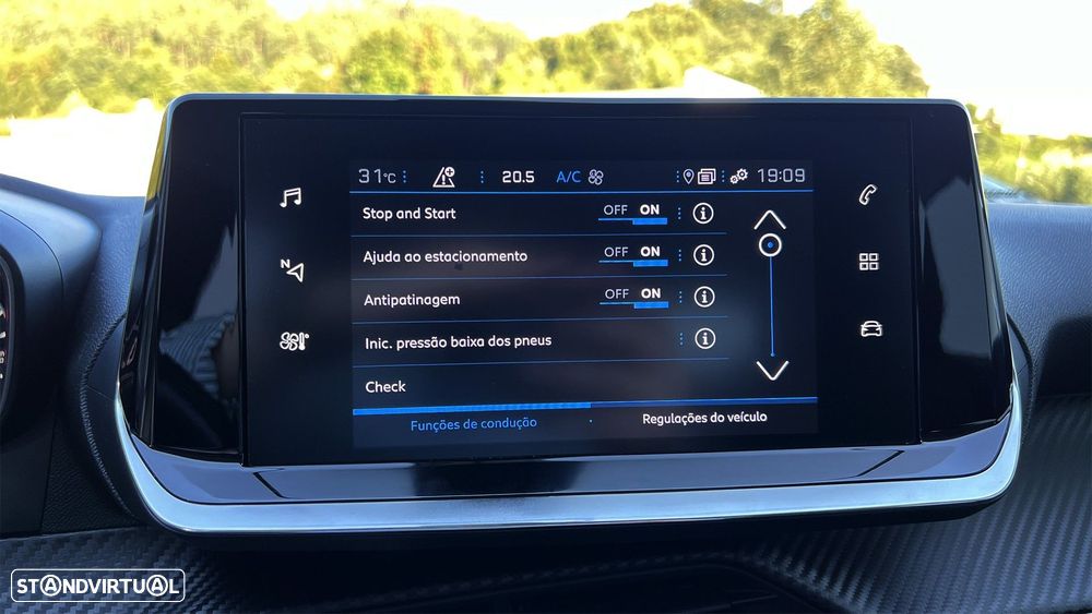 Peugeot 2008 BlueHDi 110 Active Pack - 26