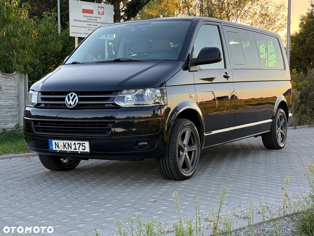 Volkswagen Caravelle - 1