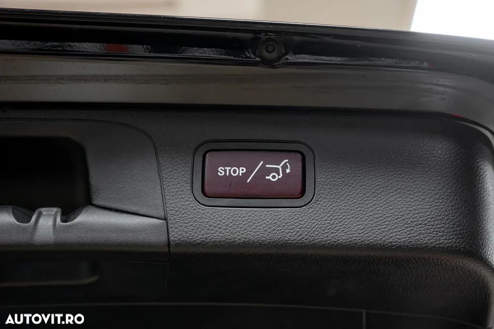 Mercedes-Benz GLC 250 d 4Matic 9G-TRONIC AMG Line - 19